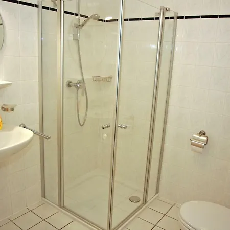 8 Apartment *